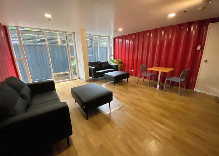 Burgos Hub Hostel Pasay